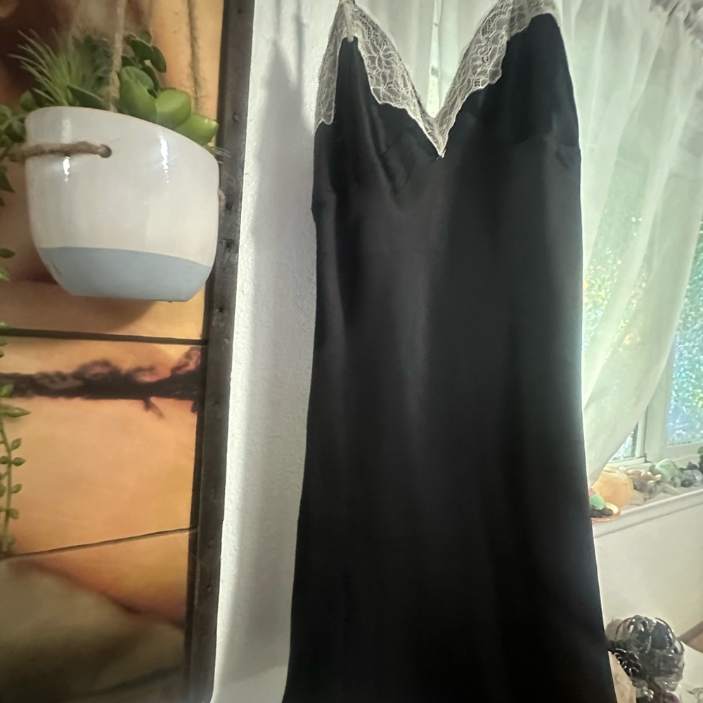 Elegant Black Dress with Lace Trim